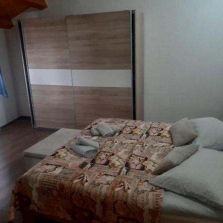 Sant Elena Apartment Bale Exterior photo